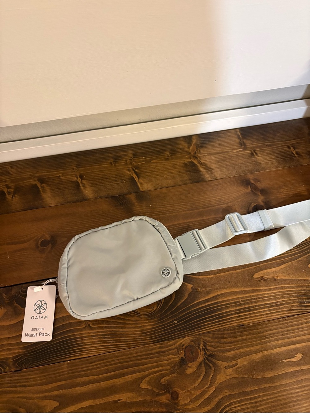 GAIAM Light Gray Crossbody Waist Pack